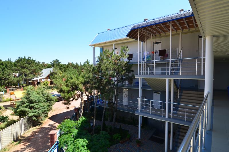 Гостевой дом в Песчаном, Крым «Лора» Песчаное Крым гостевые дома - «Лора»